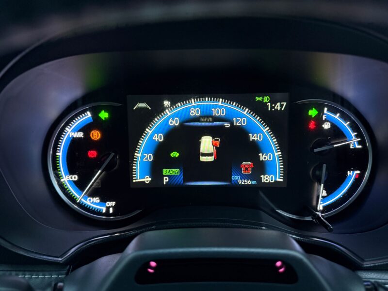 2023 Toyota Noah 1.8 Hybrid Automatic – ULEZ Free – 7-Seater – Manchester