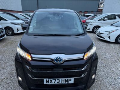 2023 Toyota Noah 1.8 Hybrid Automatic – ULEZ Free – 7-Seater – Manchester