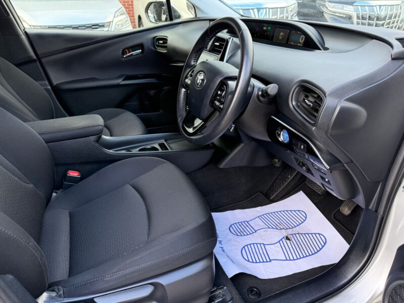 2022 Toyota Prius 1.8 Hybrid Automatic | ULEZ Compliant | Low Mileage | Apple CarPlay | Manchester
