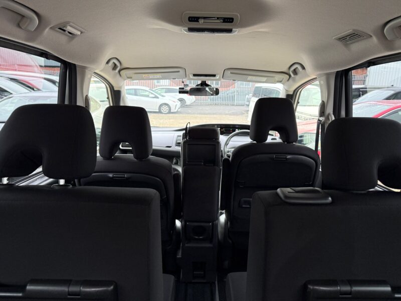 2022 Nissan Serena Hybrid 2.0 Automatic – High Spec MPV – 360° Camera – Manchester