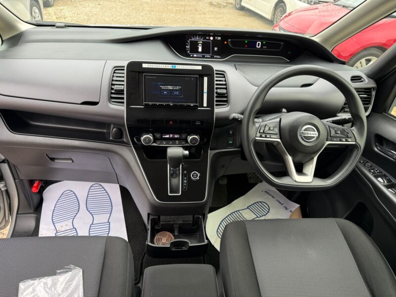 2022 Nissan Serena Hybrid 2.0 Automatic – High Spec MPV – 360° Camera – Manchester