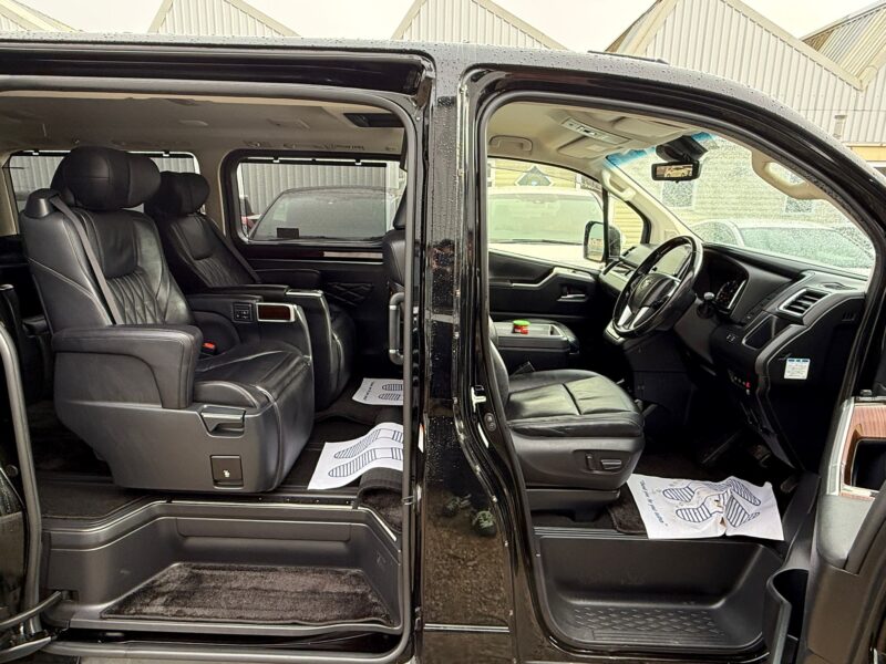 2021 Toyota Granace 2.8 Diesel Automatic – Luxury MPV for Sale in Manchester