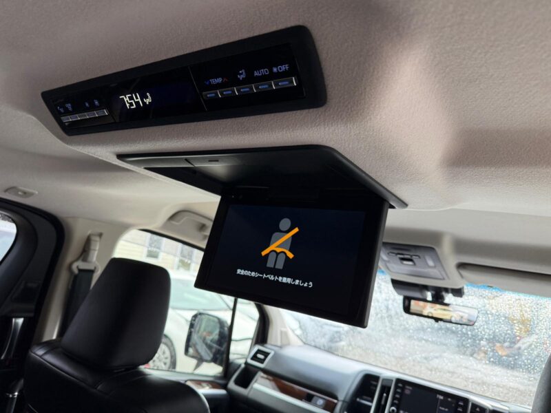 2021 Toyota Granace 2.8 Diesel Automatic – Luxury MPV for Sale in Manchester