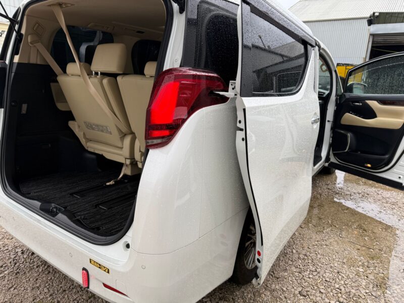 2020 Toyota Alphard 2.5 Hybrid | Luxury MPV for Sale in Manchester | High Spec | ULEZ Compliant