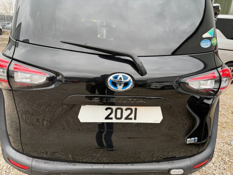 2021 Toyota Sienta Hybrid 1.5 Hybrid Automatic – 7 Seater – UBER XL – Manchester