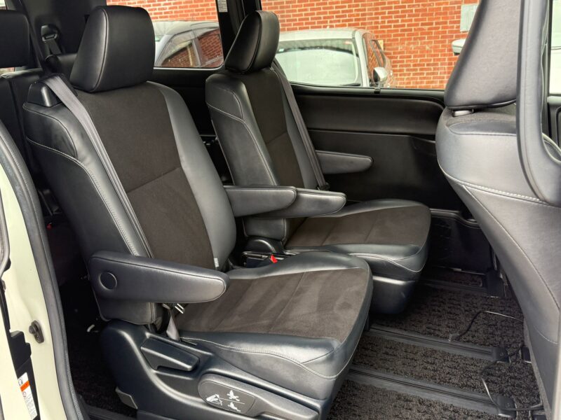 Toyota Noah Hybrid 1.8 WXB – 7 Seater Hybrid MPV for Sale in Manchester | WXB Grade | ULEZ Free