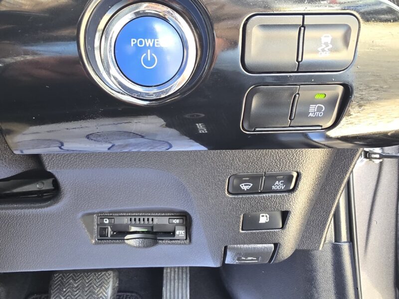 PRIUS 2020 hybrid FINANCE AVAILABLE