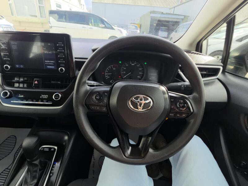 TOYOTA COROLLA hybrid 2022 touring