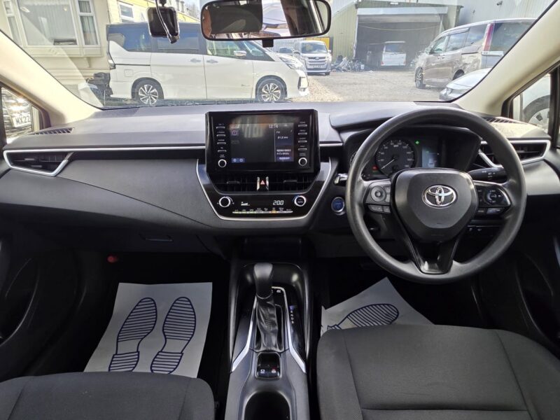 TOYOTA COROLLA hybrid 2022 touring