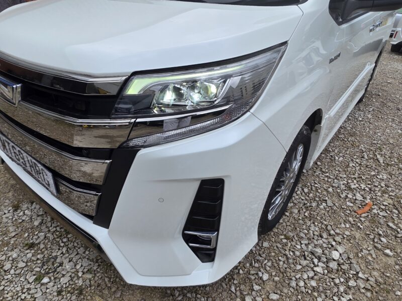 2019 Toyota Noah Hybrid 1.8 Hybrid 7-Seater MPV for Sale in Manchester | ULEZ Free Family Car