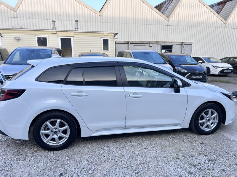 Toyota corolla 2022 TOURING HYBRIDB