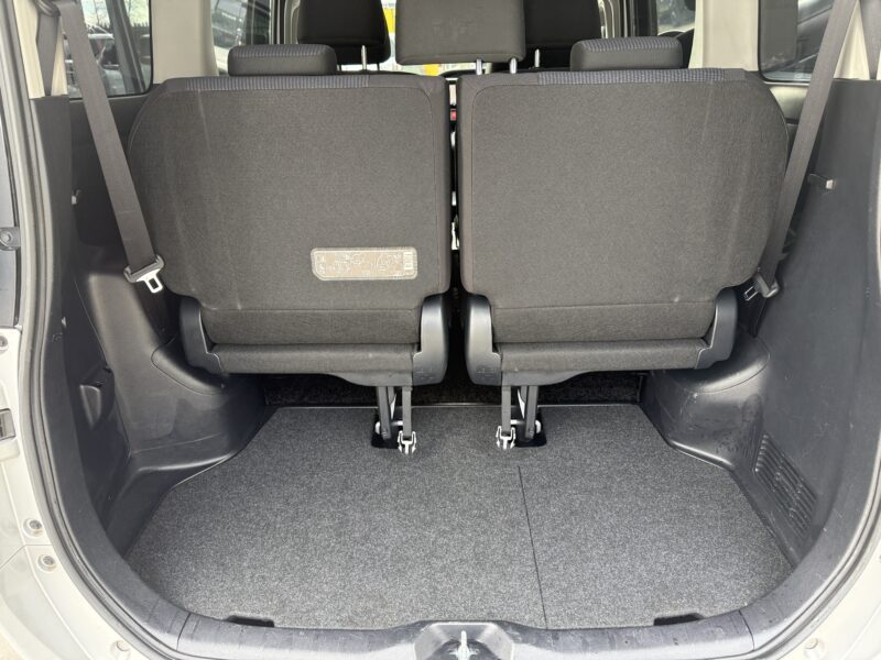 Toyota Noah Hybrid 1.8 Hybrid Automatic for Sale in Manchester – ULEZ Free 7 Seater MPV