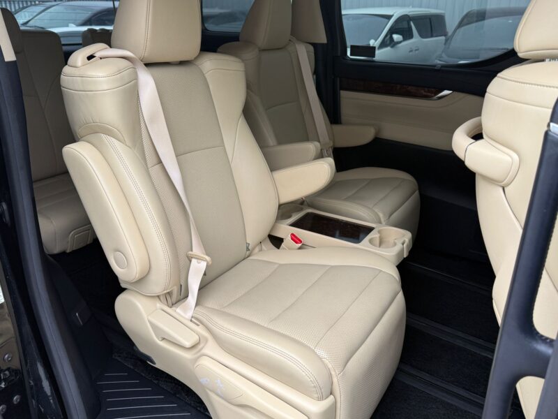 2020 Toyota Alphard 2.5 Hybrid – Luxury 7-Seater MPV for Sale in Manchester