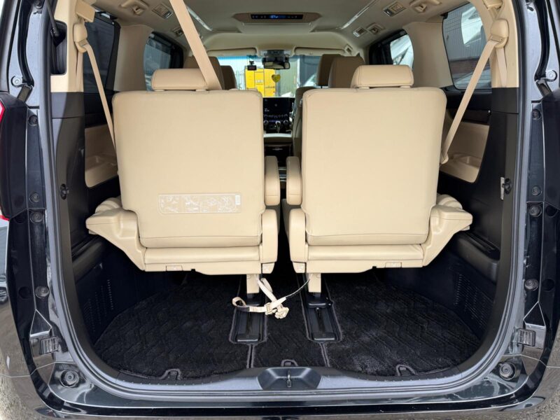 2020 Toyota Alphard 2.5 Hybrid – Luxury 7-Seater MPV for Sale in Manchester
