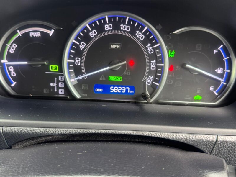 2017 Toyota Esquire 1.8 Hybrid (HEV) – Luxury 7-Seater for Sale in Manchester