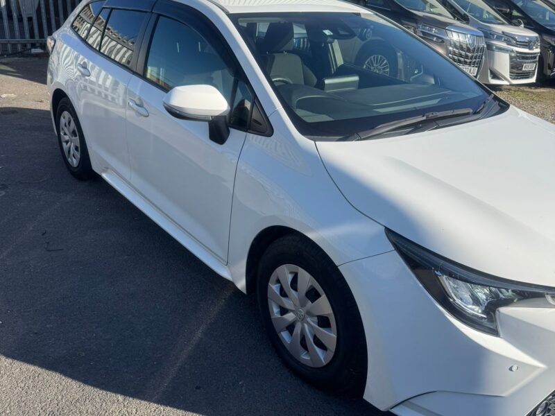 2022 Toyota Corolla Touring Hybrid 1.8 | Manchester ULEZ Free | Low Running Costs