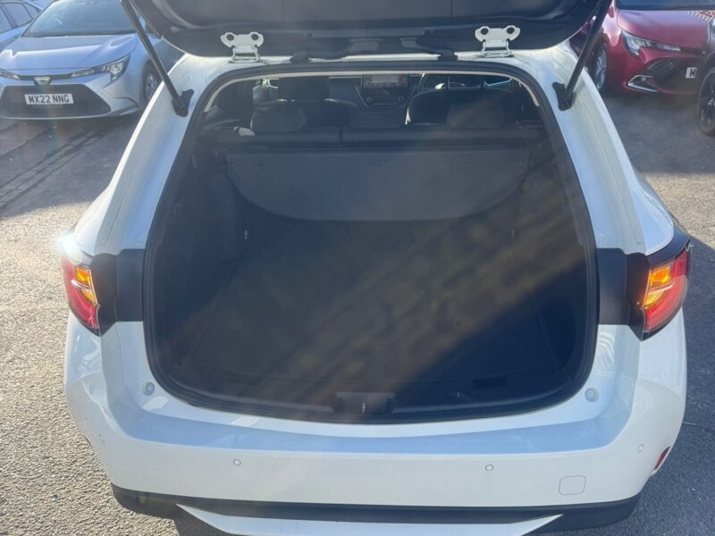 2022 Toyota Corolla Touring Hybrid 1.8 | Manchester ULEZ Free | Low Running Costs