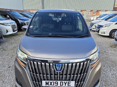 TOYOTA ESQUIRE hybrid 7 seats low Milage