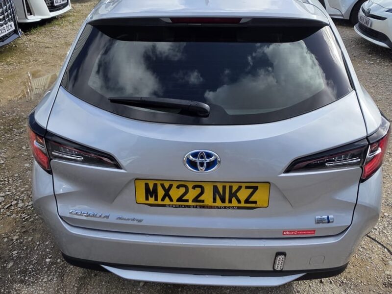 TOYOTA COROLLA hybrid 2022 touring