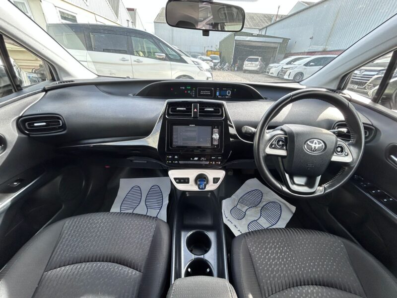 2018 Toyota Prius 1.8 Hybrid Automatic for Sale in Manchester – ULEZ Compliant | Economical & Reliable