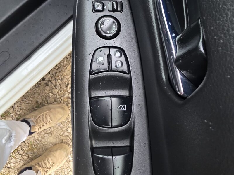 2019 Nissan Serena Star Highway Hybrid 1.2 Automatic – High Spec 7-Seater Family MPV for Sale