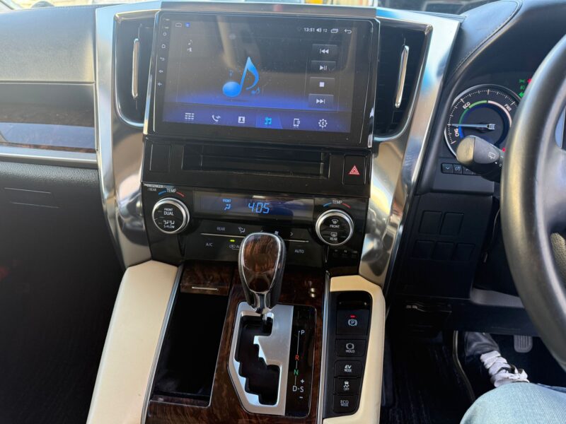 2018 Toyota Alphard 2.5 Hybrid Automatic – Low Mileage | Used Hybrid Car in Manchester UK