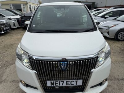 2017 Toyota Esquire 1.8 Hybrid Automatic – Luxury 7-Seater MPV for Sale in Manchester UK