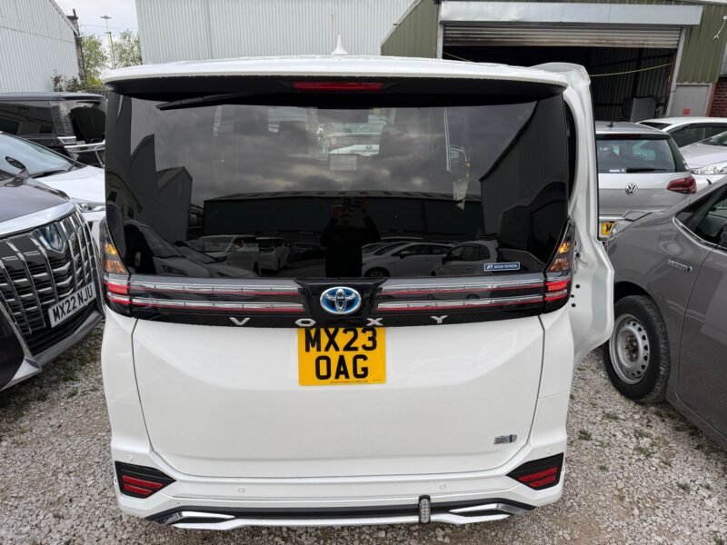 2023 Toyota Voxy Hybrid – White – Spacious 7-Seater MPV – ULEZ Free in Manchester, UK