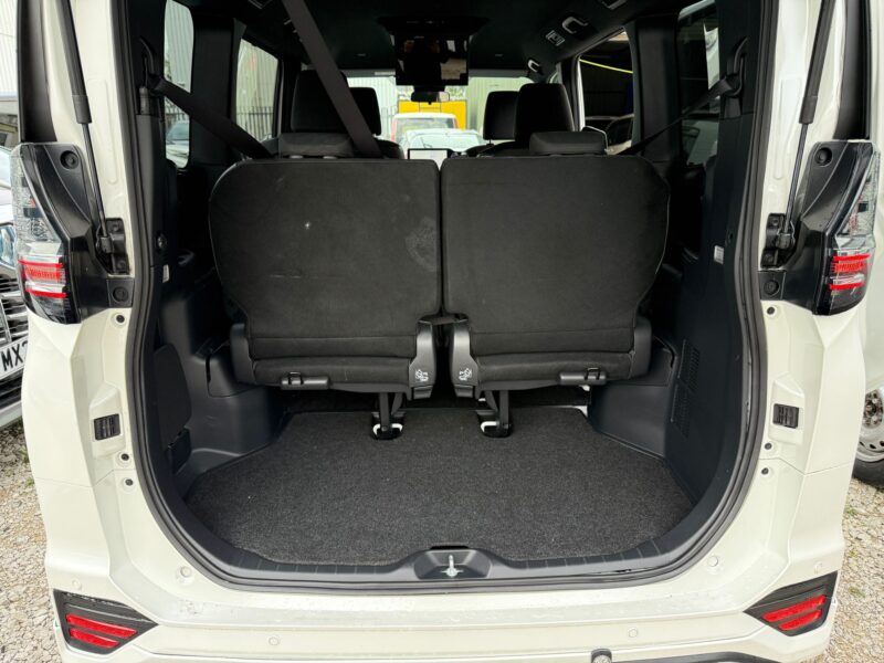 2023 Toyota Voxy Hybrid – White – Spacious 7-Seater MPV – ULEZ Free in Manchester, UK