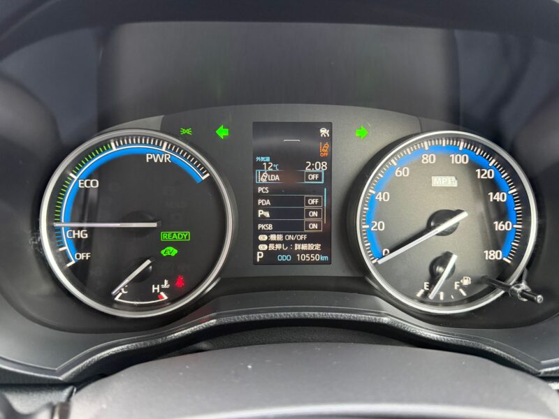 2023 Toyota Voxy Hybrid – White – Spacious 7-Seater MPV – ULEZ Free in Manchester, UK