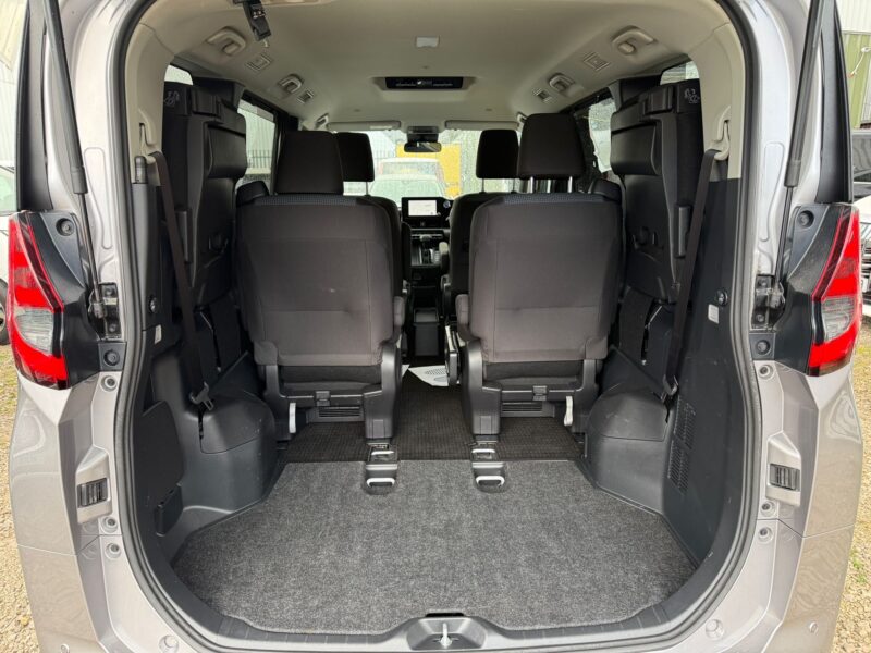 2022 Toyota Noah 1.8 Hybrid – ULEZ Free – 7 Seater Family MPV for Sale in Manchester