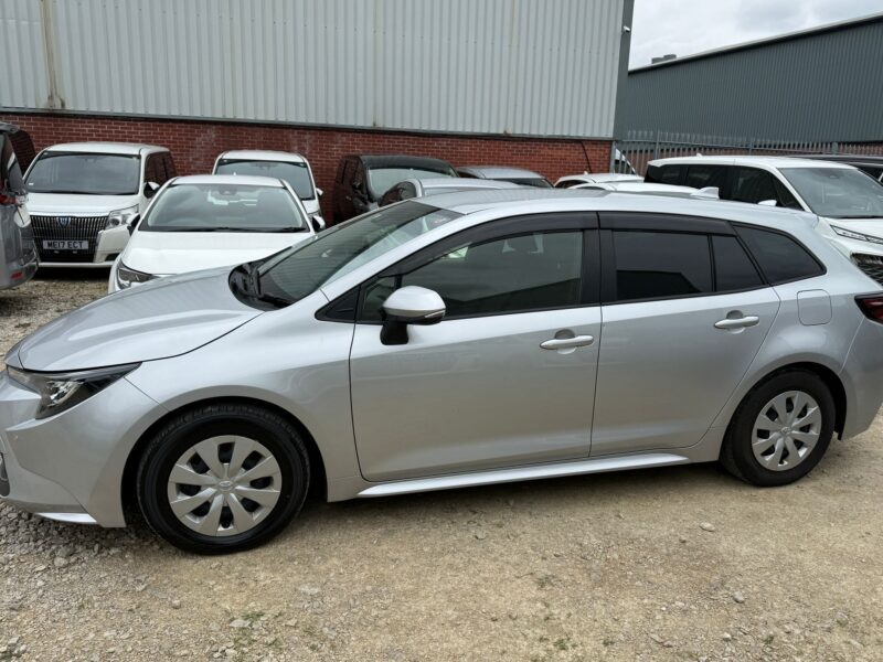 2022 Toyota Corolla Touring 1.8 Hybrid Petrol Automatic – ULEZ Free | Used Hybrid Car in Manchester