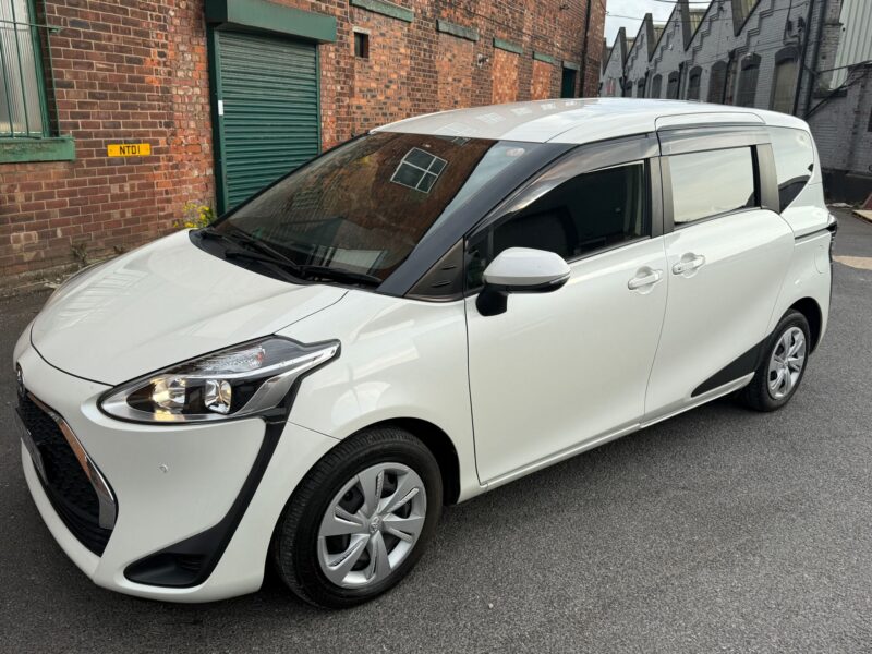 2021 Toyota Sienta Hybrid 1.5 – Automatic – 7 Seater | Used Hybrid Car in Manchester UK