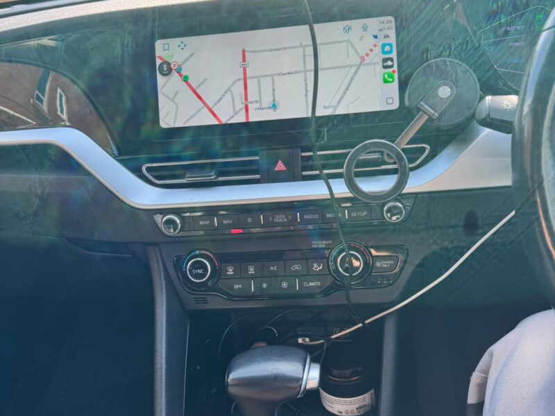 2022 Kia Niro Hybrid Automatic – Leather Seats – Low Mileage – Manchester