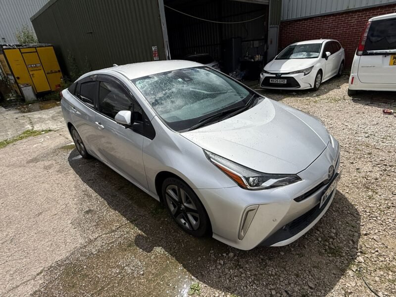 Toyota Prius 1.8 Hybrid Automatic 2020 – ULEZ Compliant – Available in Manchester