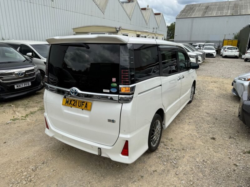 2021 Toyota Voxy Hybrid for Sale in Manchester – ULEZ Free | Low Mileage | 6-Month Warranty