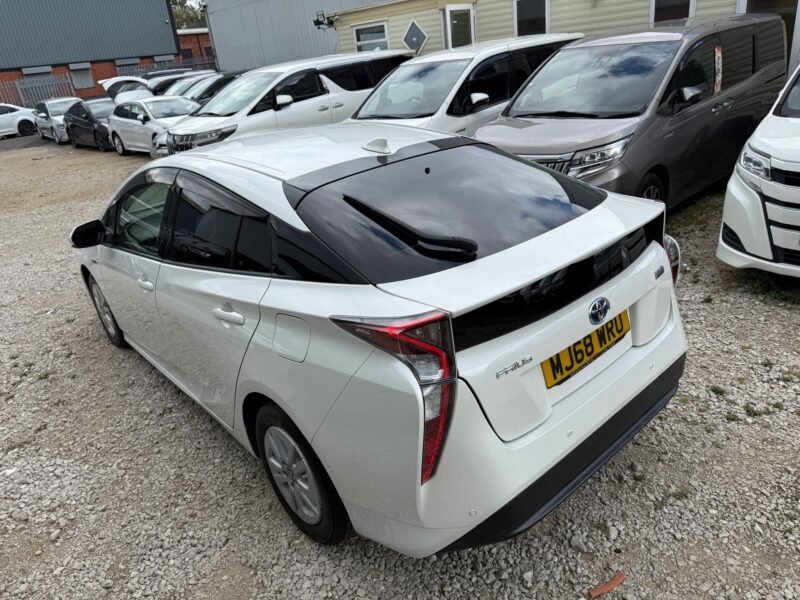 2019 Toyota Prius Hybrid – 1.8 Automatic – ULEZ Compliant