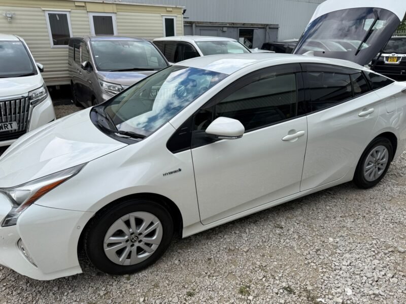 2019 Toyota Prius Hybrid – 1.8 Automatic – ULEZ Compliant