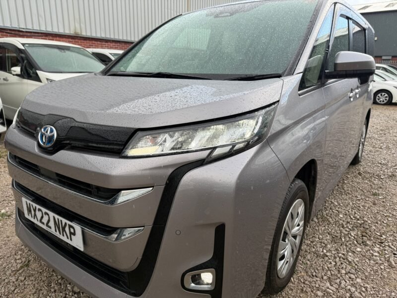 2022 Toyota Noah ZWR90 1.8 Hybrid Auto – 7 Seater | ULEZ Free | Used Hybrid Car for Sale in Greater Manchester
