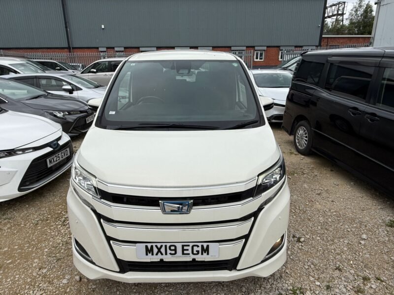 2019 Toyota Noah Hybrid 1.8 Automatic – 7 Seater | ULEZ Compliant | Used Hybrid Car for Sale in Manchester