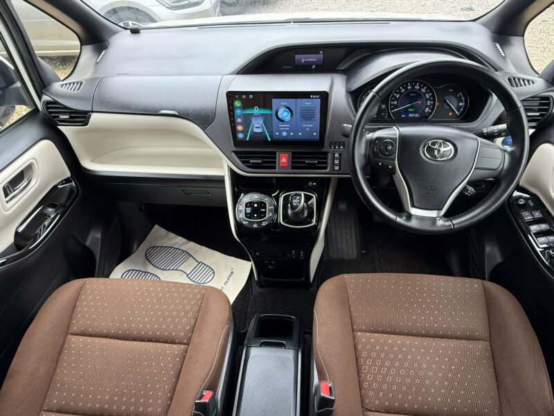 2019 Toyota Noah Hybrid 1.8 Automatic – 7 Seater | ULEZ Compliant | Used Hybrid Car for Sale in Manchester