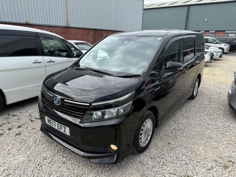 2017 Toyota Voxy 1.8 Hybrid – ULEZ Free | Euro 6 | 7 Seater MPV for Sale in Manchester