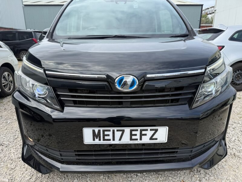 2017 Toyota Voxy 1.8 Hybrid – ULEZ Free | Euro 6 | 7 Seater MPV for Sale in Manchester