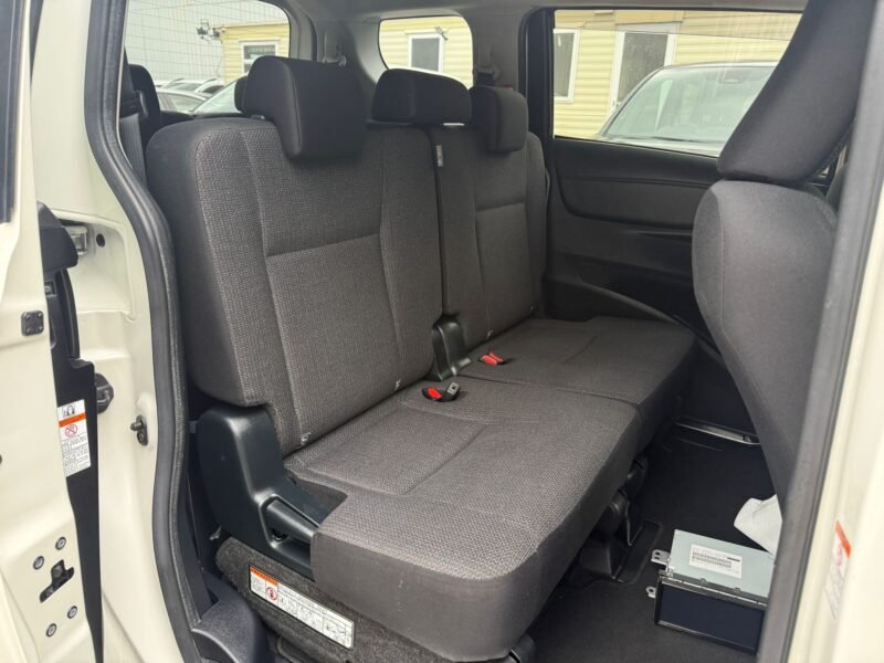 2021 Toyota Sienta Hybrid 1.5 Automatic for Sale in Manchester | ULEZ Compliant