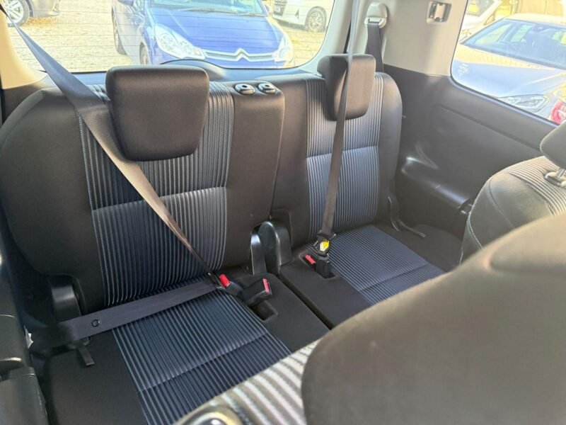 2017 Toyota Voxy 1.8 Hybrid for Sale in Manchester | ULEZ Free | Automatic | Low Mileage