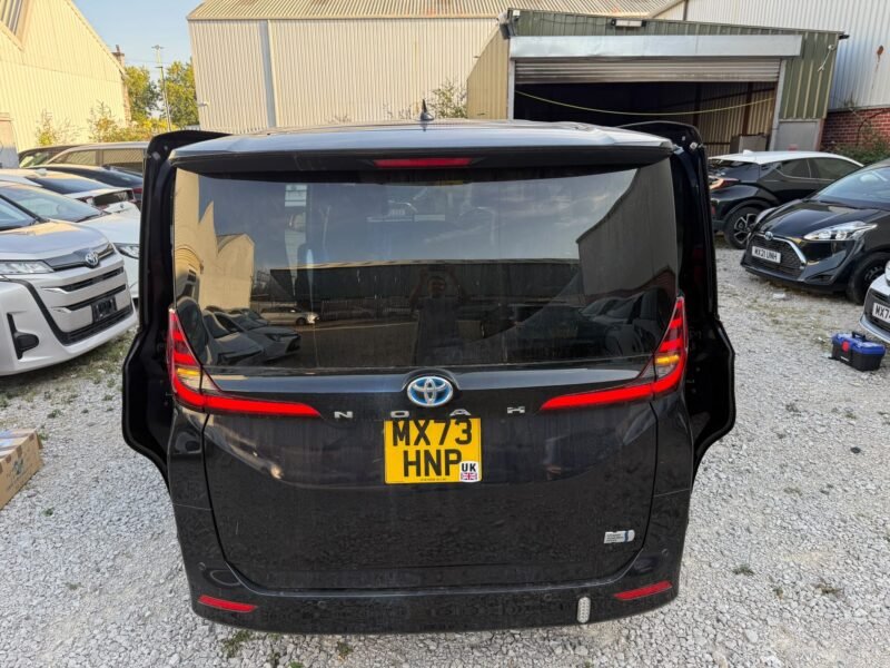 2023 Toyota Noah 1.8 Hybrid – ULEZ Free – Euro 6 | Manchester UK