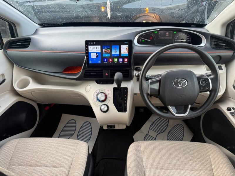 2021 Toyota Sienta Hybrid 1.5 Automatic – Used Hybrid Car in Manchester, UK