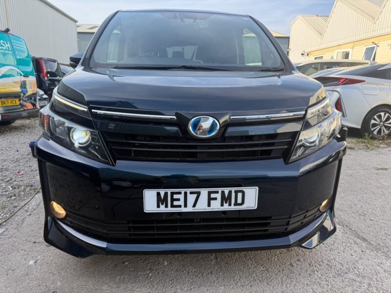2017 Toyota Voxy 1.8 Hybrid – ULEZ Free & Euro 6 | Used Hybrid Car in Manchester UK