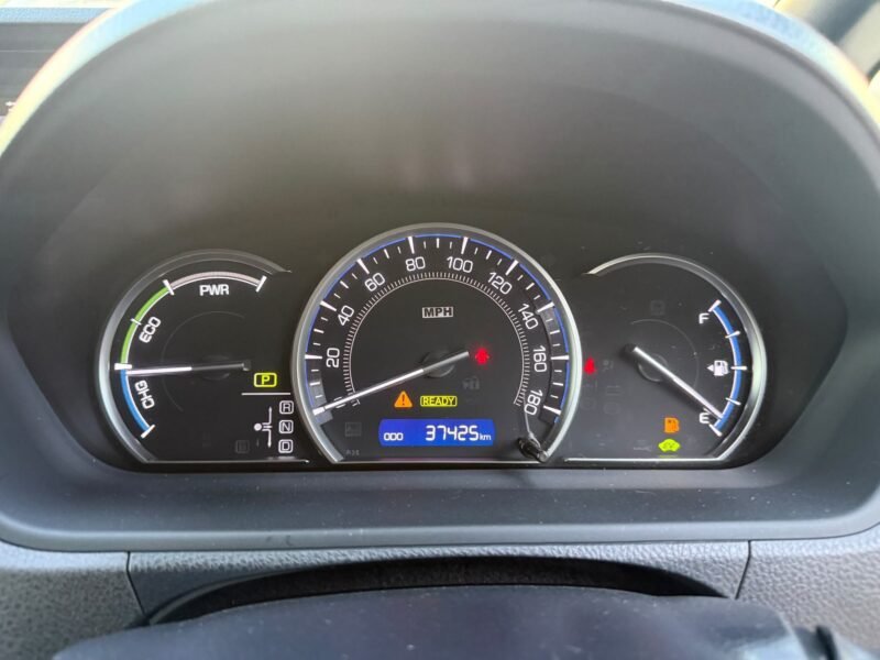 2017 Toyota Esquire 1.8 Hybrid – Used Hybrid Car in Manchester UK