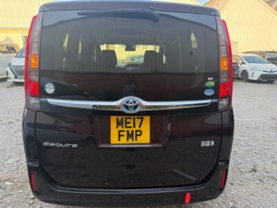 2017 Toyota Esquire 1.8 Hybrid – Used Hybrid Car in Manchester UK